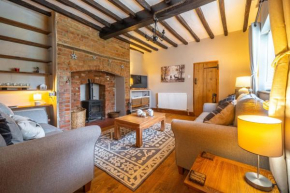 Swift Host School Cottage Dog Friendly